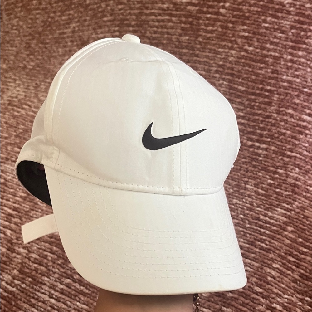 Nike Classic White and Black Cap